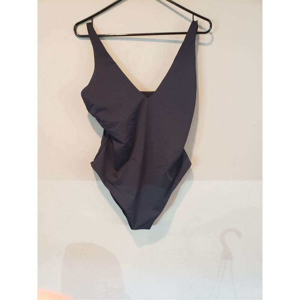 Everlane Women's Bikini in Charcoal